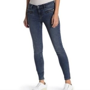 New Free People Jet Zipped Pockets Cuffs Blue Low Rise Skinny Jeans  | sz 27